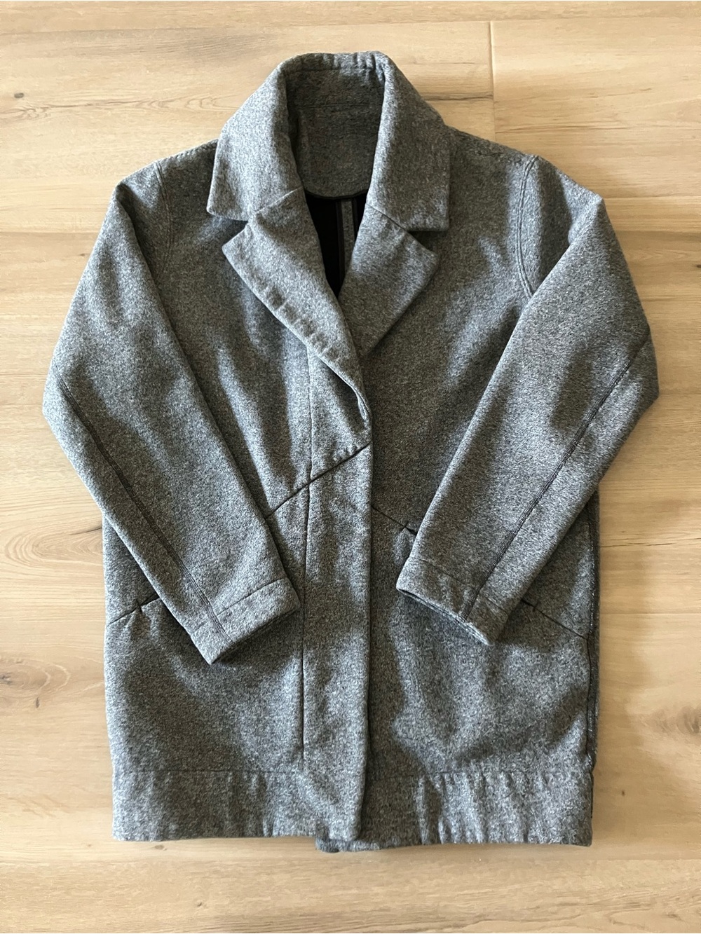 lululemon athletica Grey Relaxed Blazer Coat - Picture 4 of 5